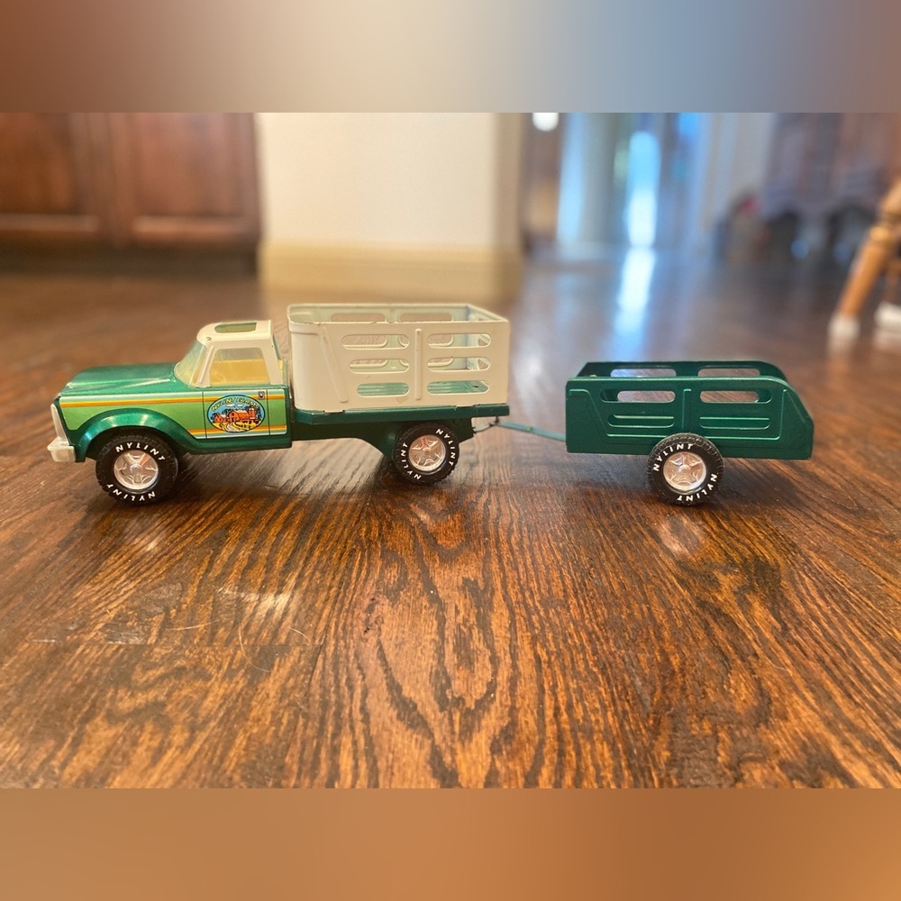 Vintage 1970’s Nylint Farms Stake Bed Truck & Trailer Pressed Steel Green
